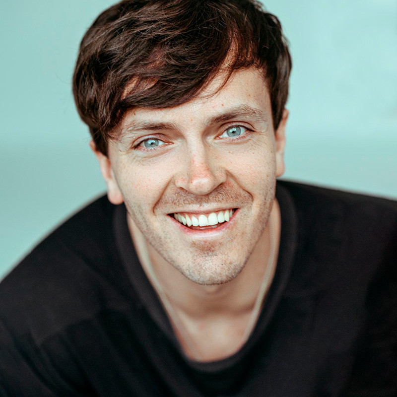 Арсений Попов