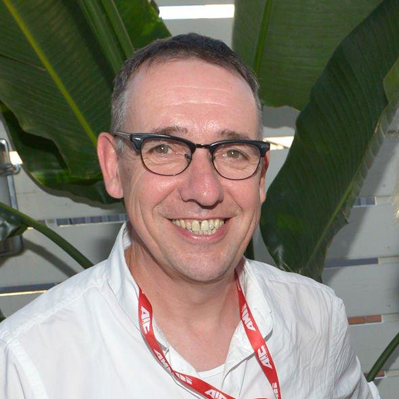 Энгус Ламонт