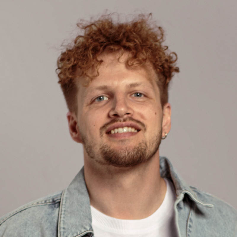 Константин Михайлов