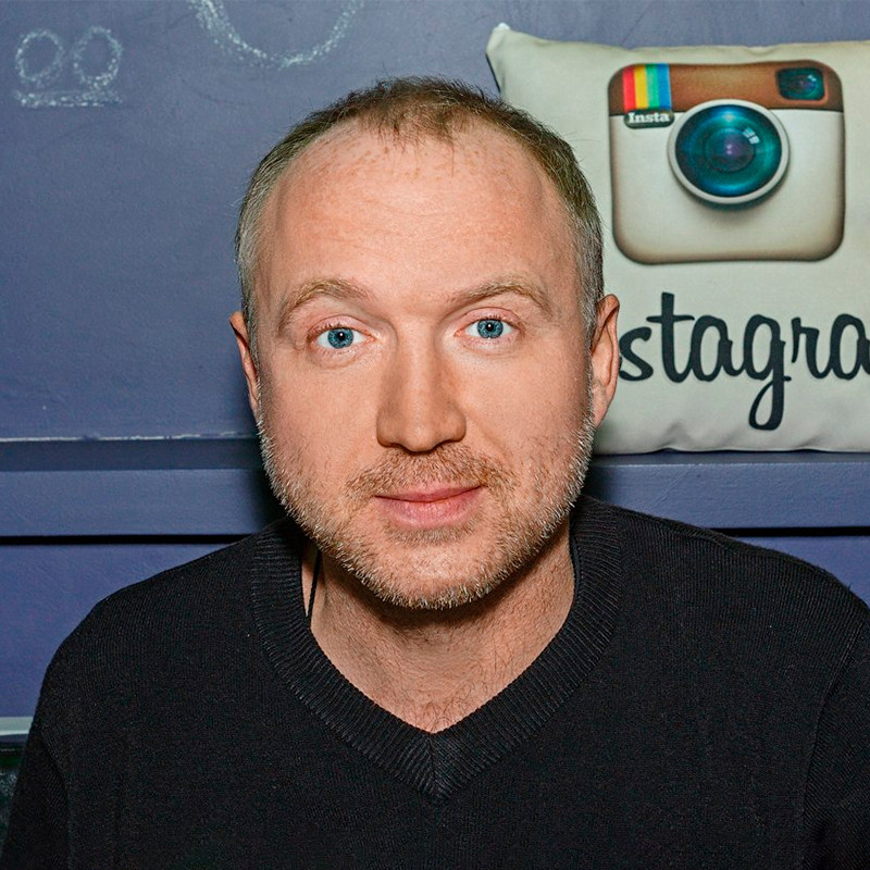 Олег Алмазов