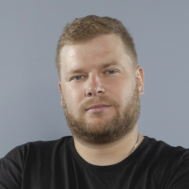 Денис Сундуков