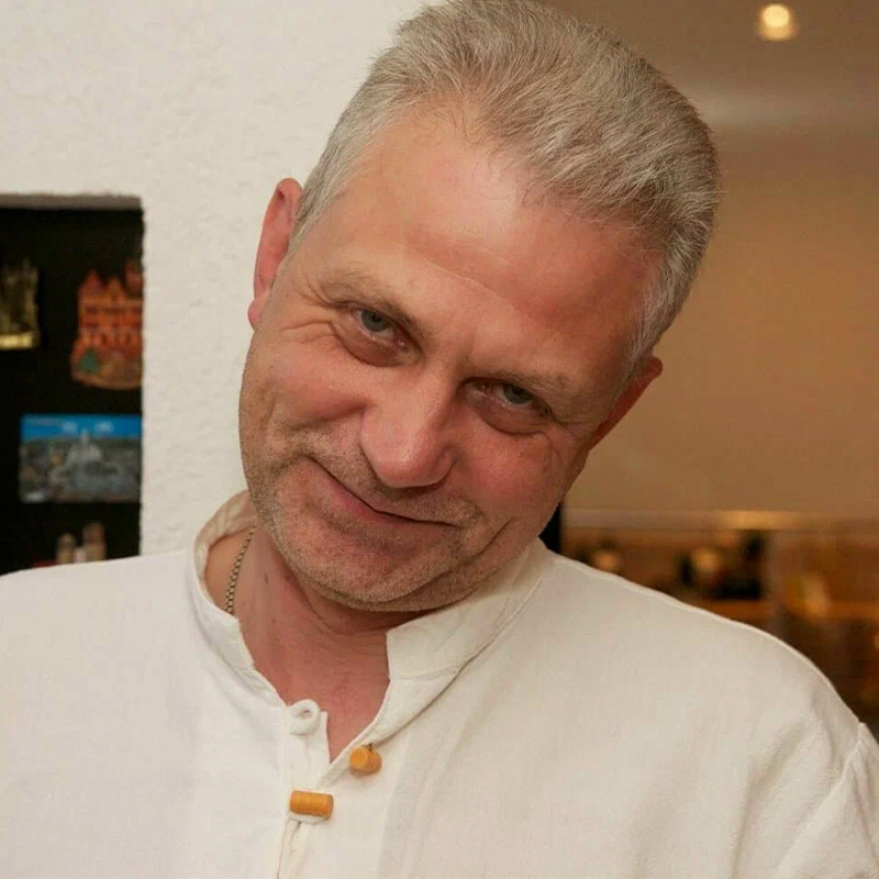 Алексей Карпов