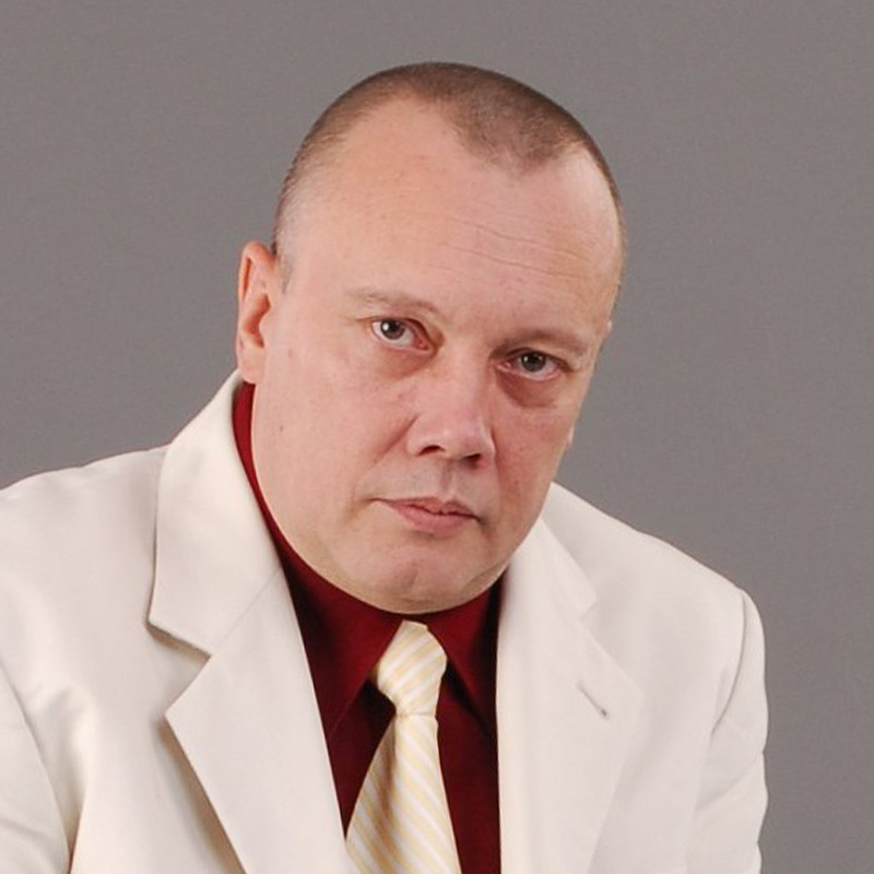 Владимир Комаров