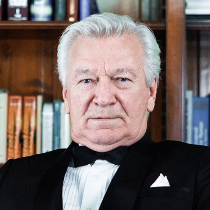 Аристарх Ливанов