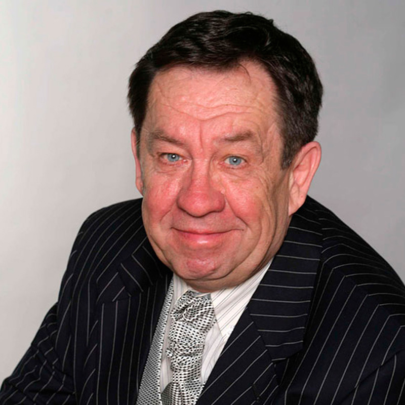 Макс Максимов