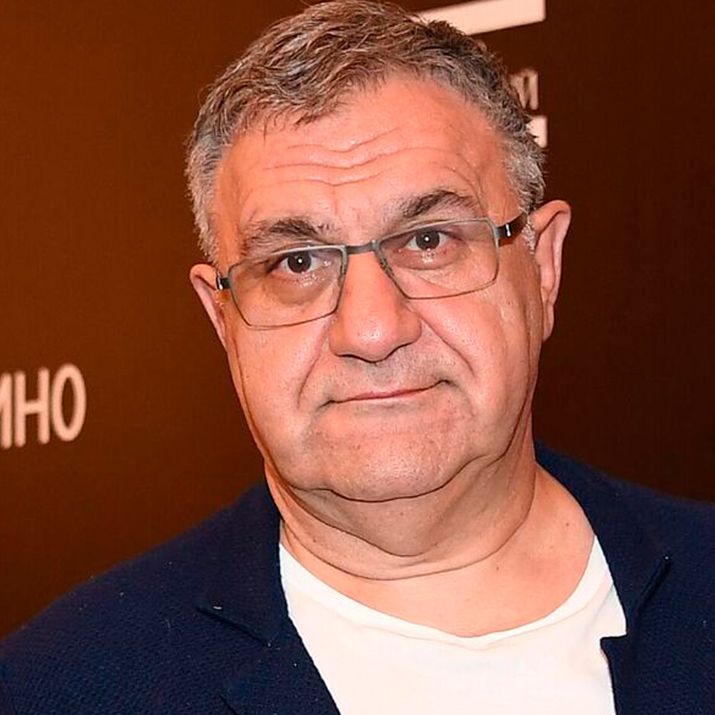 Александр Акопов