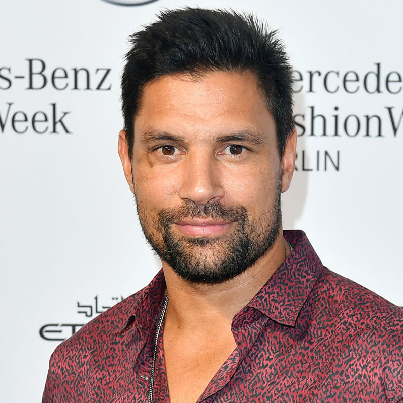 Ману Беннетт