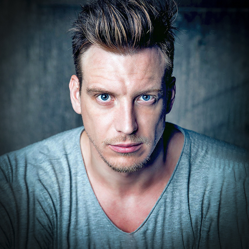 Дмитрий Наумов