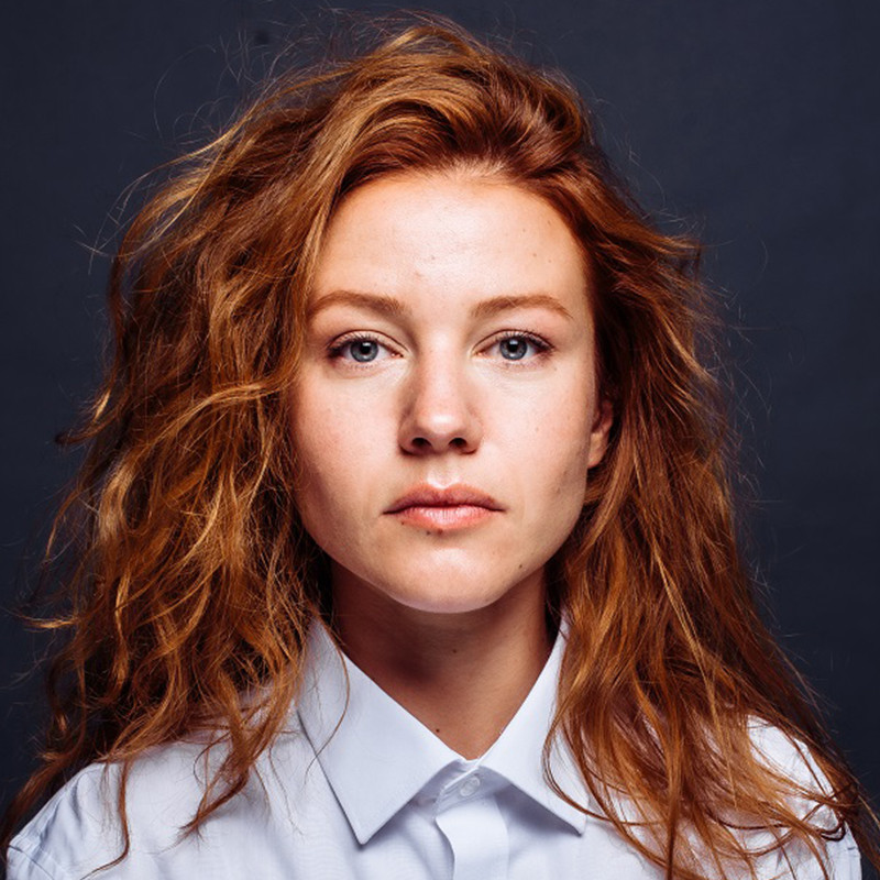 Полина Долиндо