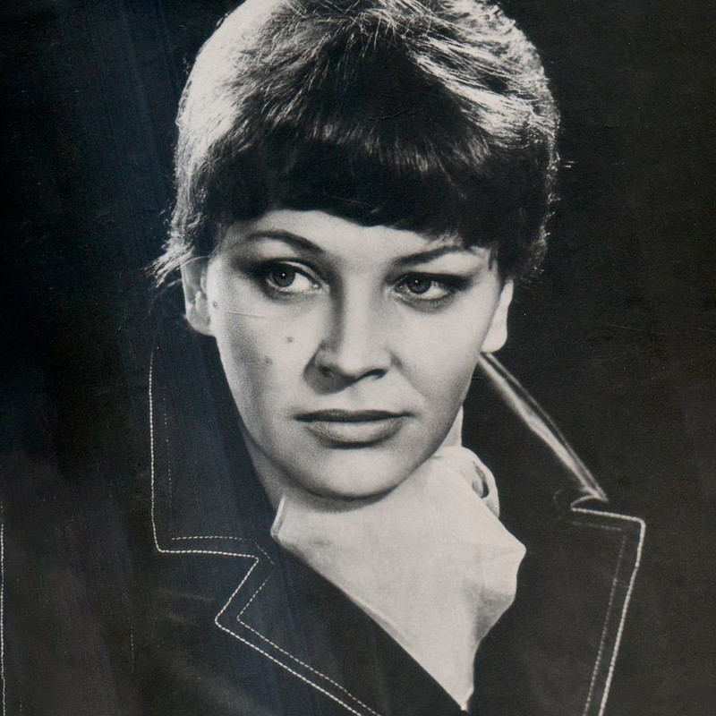 Эльза Леждей