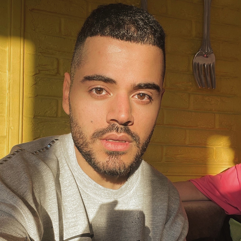 Роман Каграманов