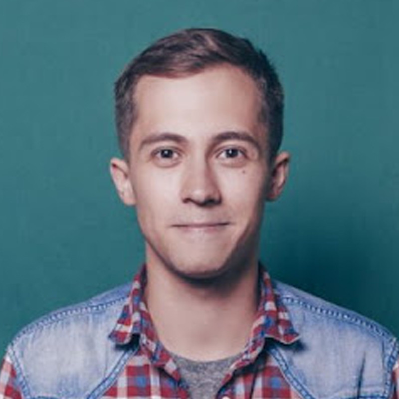 Антон Просвирнин