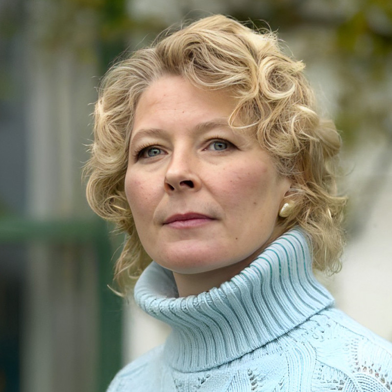 Стелла Гонет