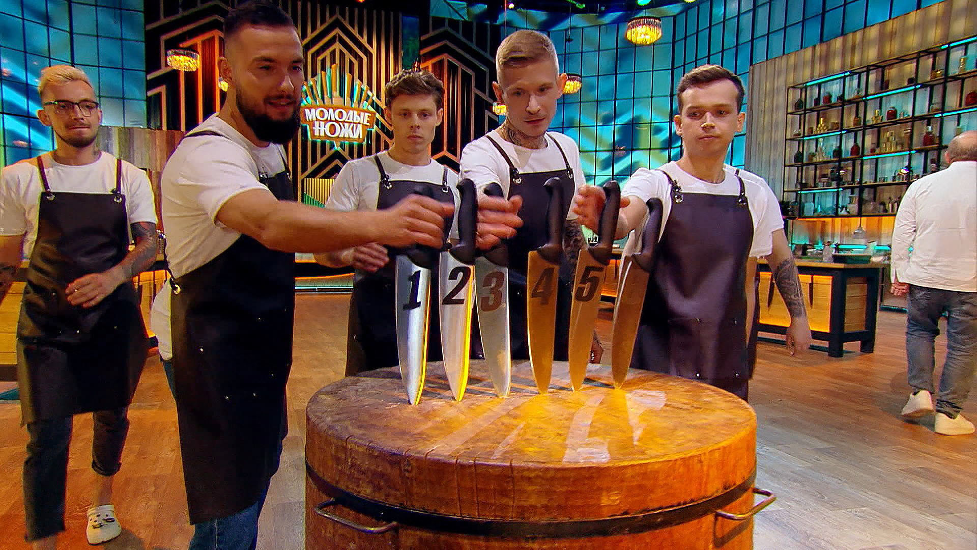 Молодые ножи 2 сезон 6 выпуск