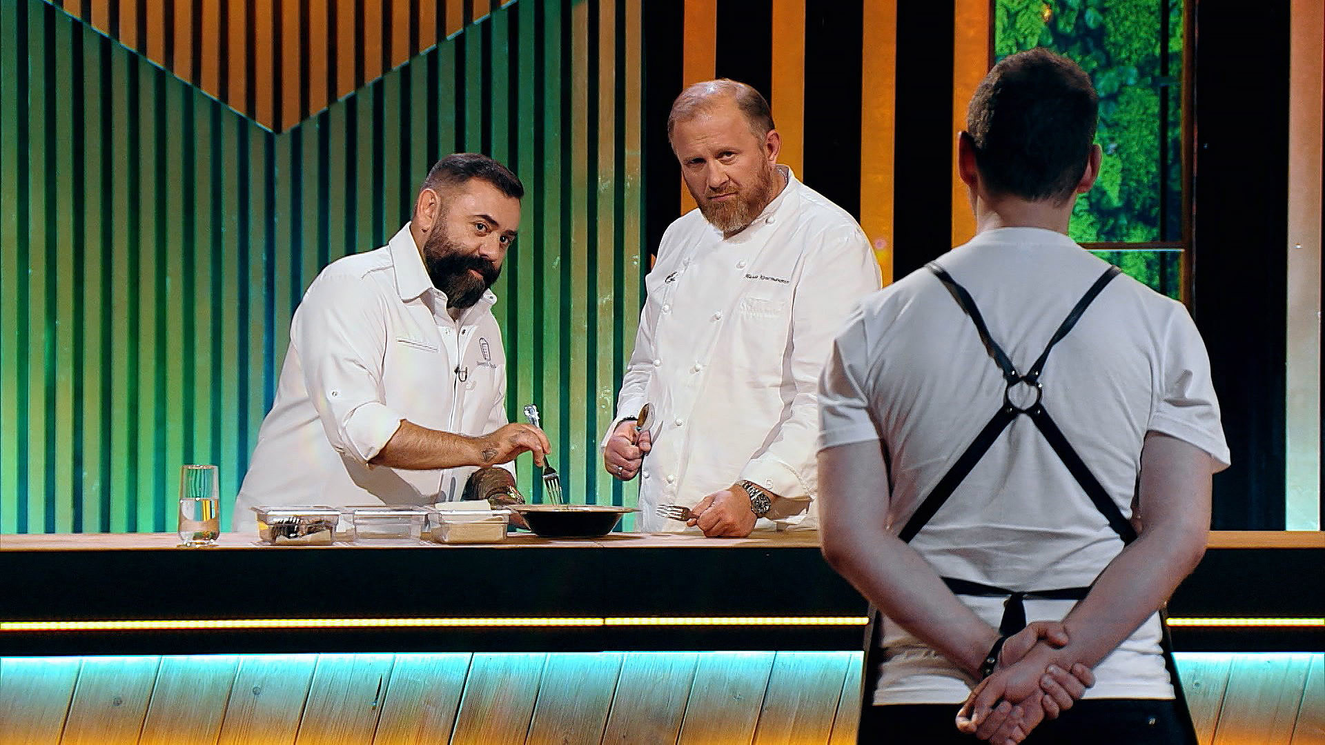 Молодые ножи 1 сезон 11 выпуск