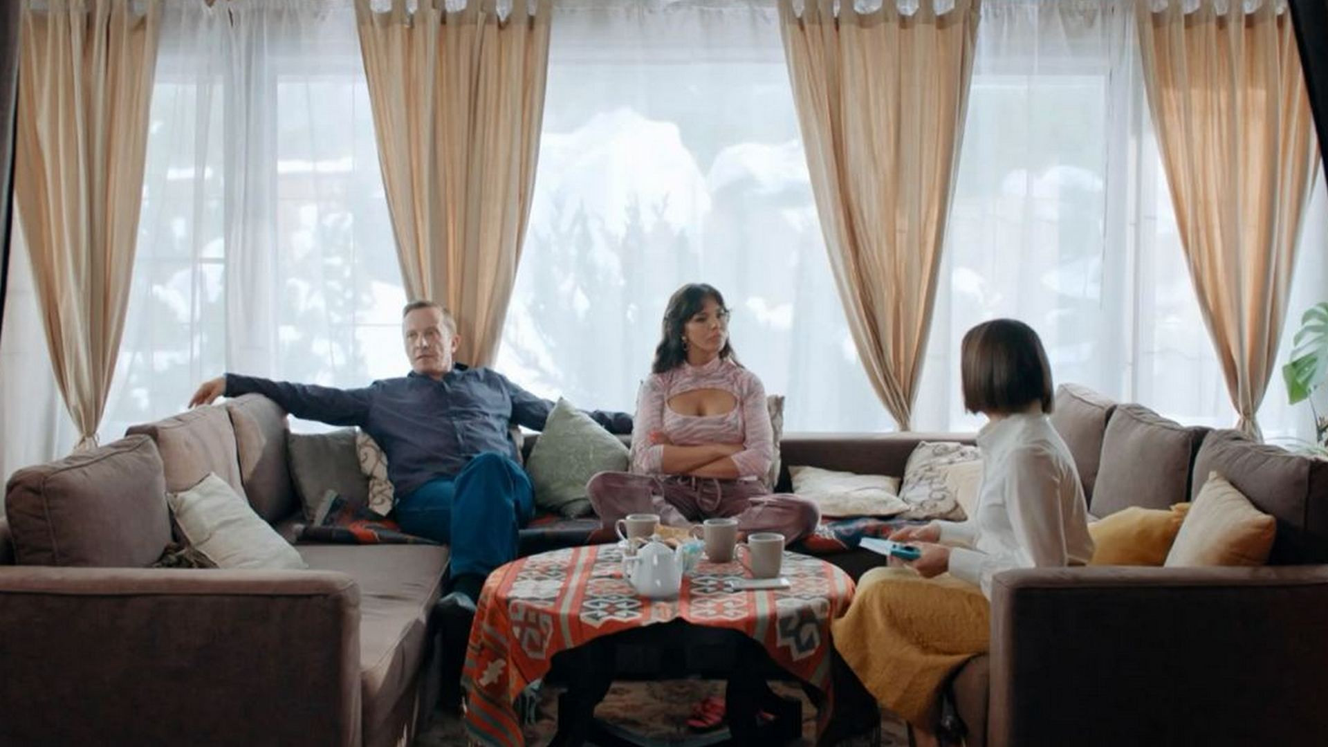 Полярный 3 сезон 6 серия