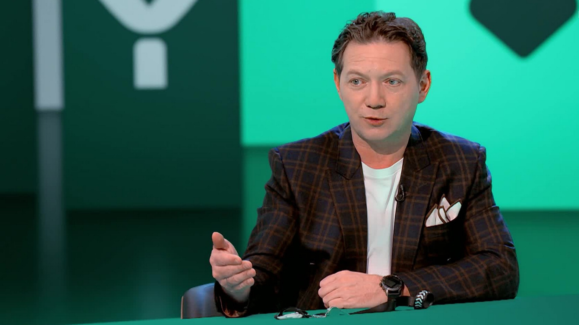 Черданцев против Юлии Жуковой