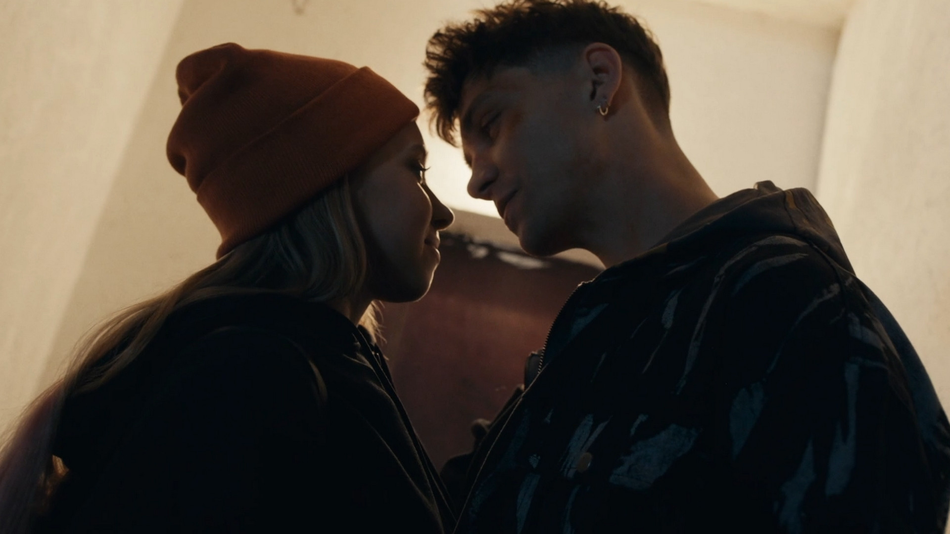 Белая полоса 1 сезон 6 серия